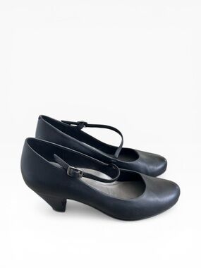 Umberto Raffini Norine Black Leather Mary Jane Heels Size EU 39, US 9